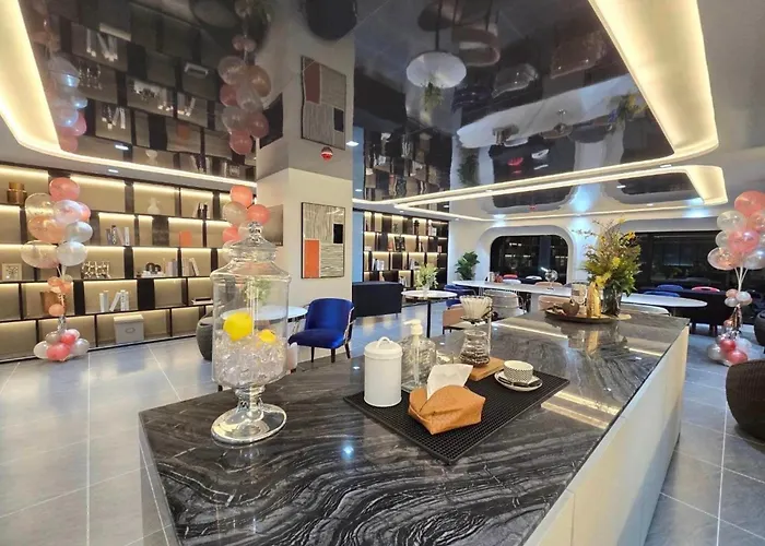 Cybiq Ratchada 32 By Pikul * Bangkok
