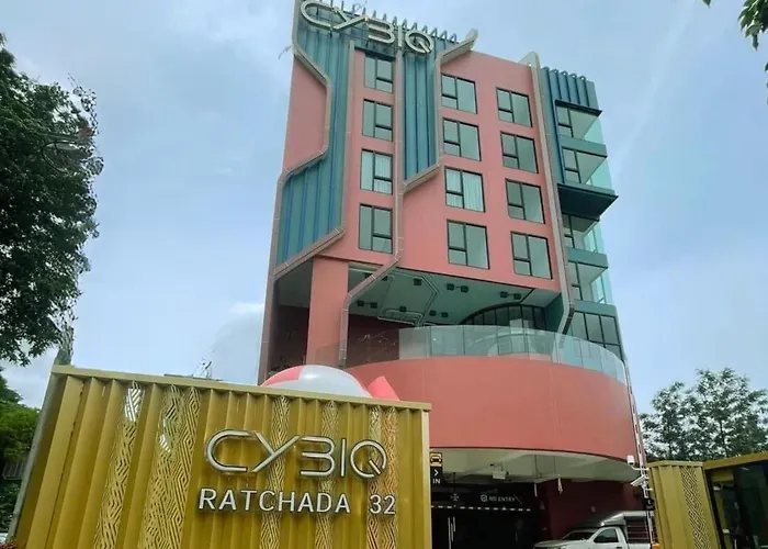 Cybiq Ratchada 32 By Pikul Apartment Bangkok